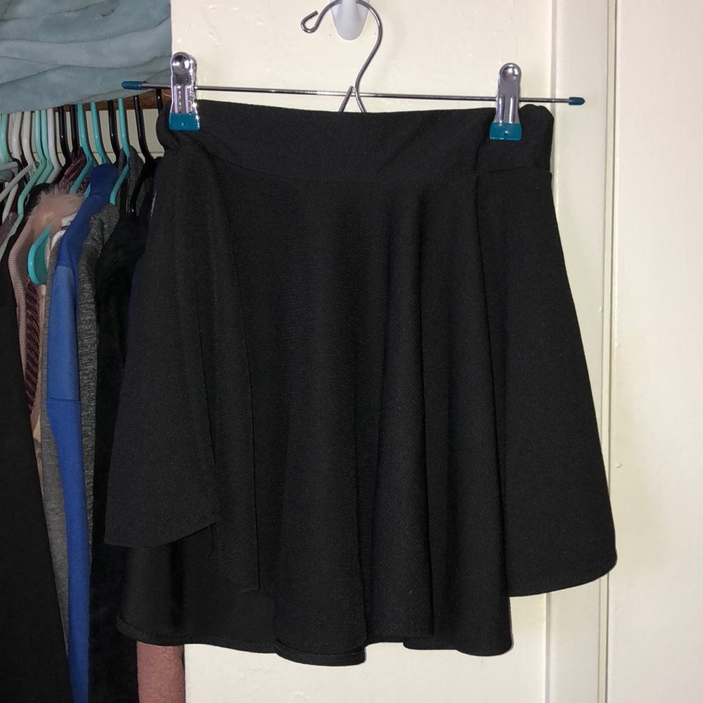 Black skirt
